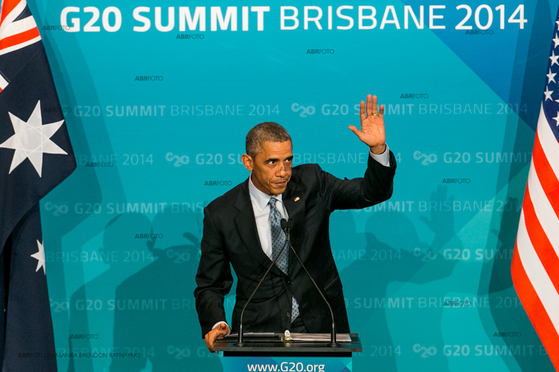  President Barack Obama waves goodbye at the conclusion of his final press conference at the Brisbane Convention and Exhibition Centre in Brisbane at the conclusion of the g20 Leaders Summit.  (c) Asanka Brendon Ratnayake all right reserved